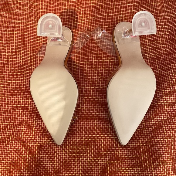 Woman’s Wetkiss Heels Clear and Gold 8 - Picture 4 of 8